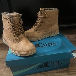 White Mountain boots